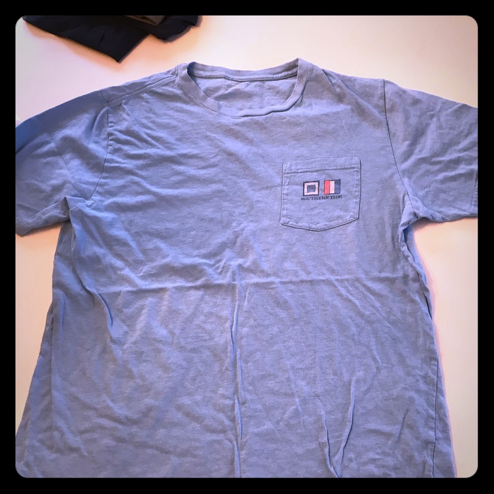 Southern Tide tee shirt